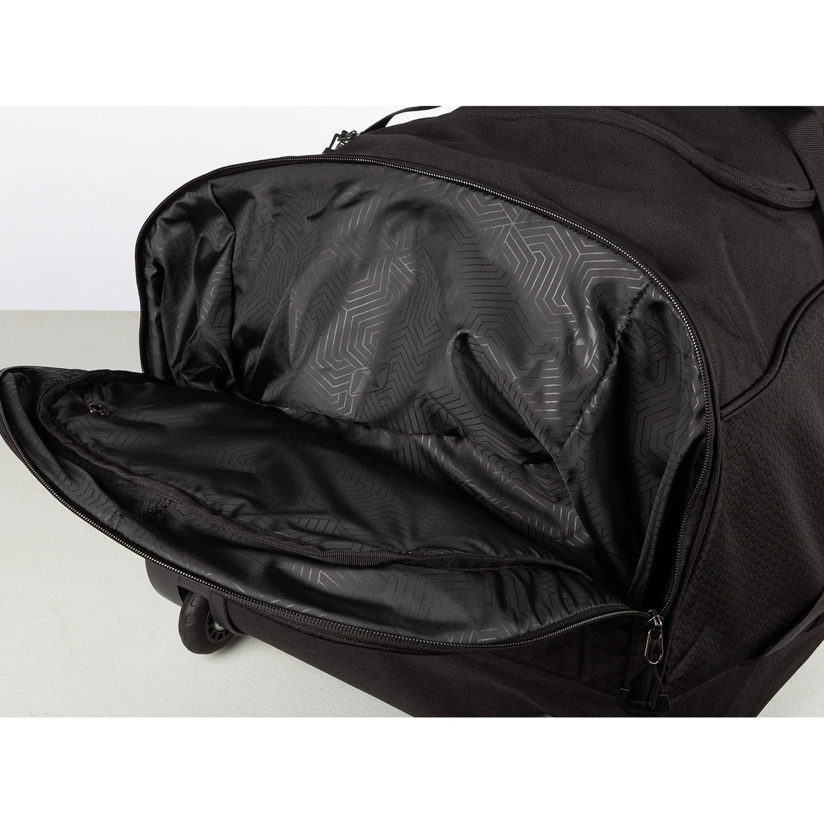 Team Gear Bag - Black - Carbon Fiber