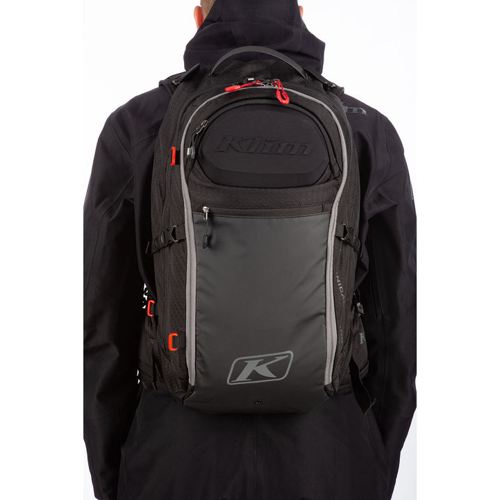 Krew 22 Pack - Black - Castlerock