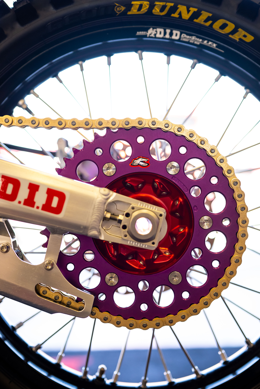 Renthal 224U-520-50GPPE Rear Sprocket, Aluminum, 50-Tooth, Purple